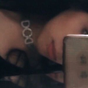 Meet your Posher, Madina